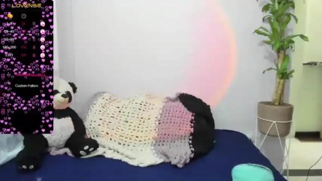 Image 3 of pandora_beker Stream on Chaturbate on 17 months ago