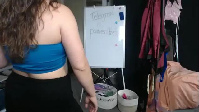 Image 2 of pantiesofthefae Stream on Chaturbate on 24 days ago