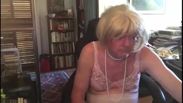 Image 2 of pantyvloletlace Stream on Chaturbate on 4 days ago