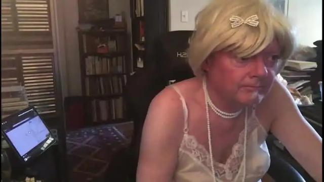 Image 2 of pantyvloletlace Stream on Chaturbate on 2 months ago