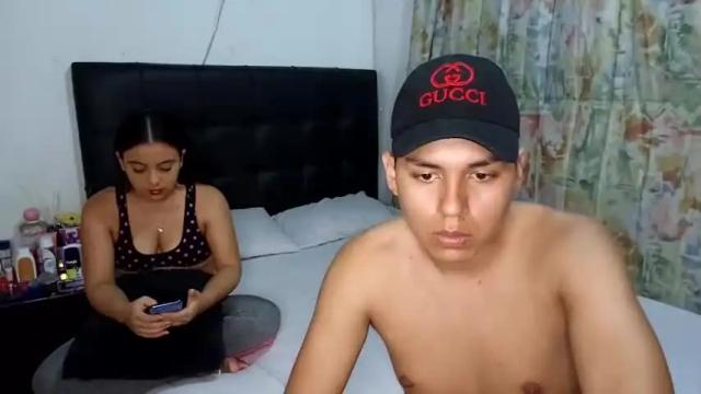 Image 6 of paola_835068 Stream on Chaturbate on 15 months ago