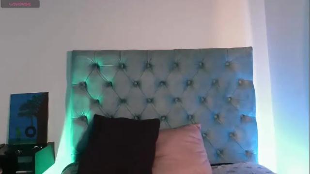 Image 8 of paola_lyon Stream on Chaturbate on 25 days ago