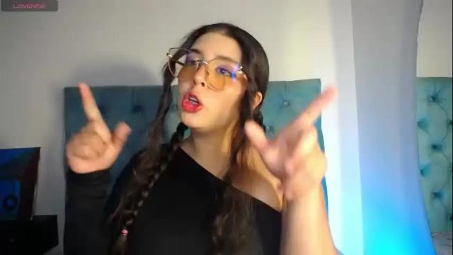 Image 8 of paola_lyon Stream on Chaturbate on 4 days ago