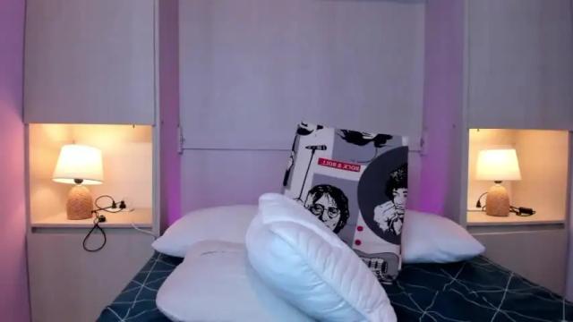 Image 11 of paolaaferrer Stream on Chaturbate on 15 months ago