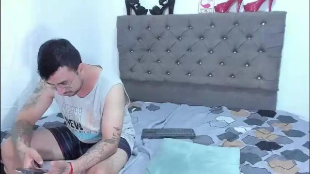 Image 11 of paolaanddaniel Stream on Chaturbate on 11 days ago