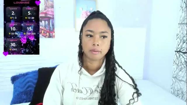 Image 2 of paolahot10__ Stream on Chaturbate on 24 days ago