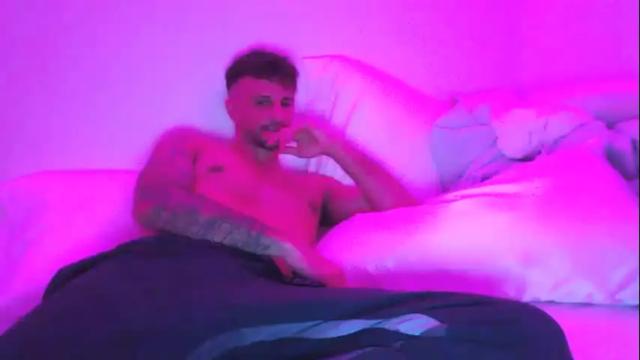 Image 4 of papijakey Stream on Chaturbate on 18 days ago