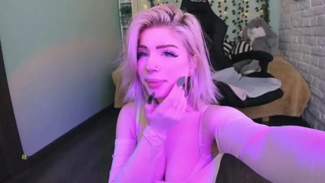 Image 10 of paradise_world Stream on Chaturbate on 18 months ago