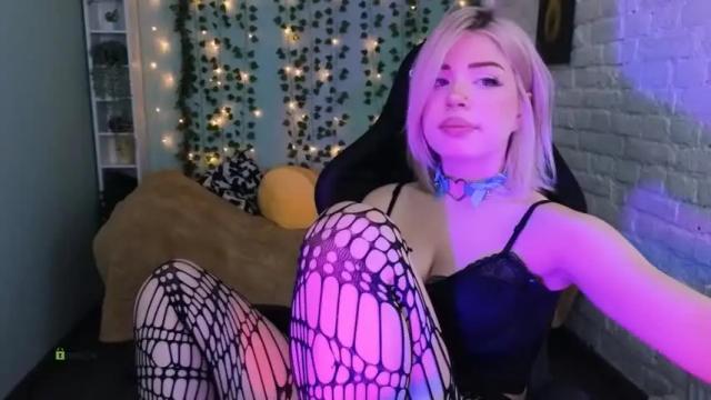 Image 11 of paradise_world Stream on Chaturbate on 18 months ago