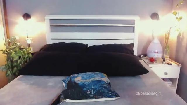 Image 4 of paradisegirl_ Stream on Chaturbate on 13 months ago
