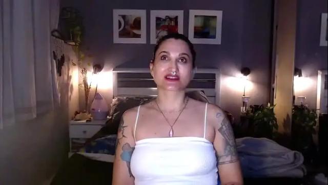 Image 6 of paradisegirl_ Stream on Chaturbate on 2 months ago