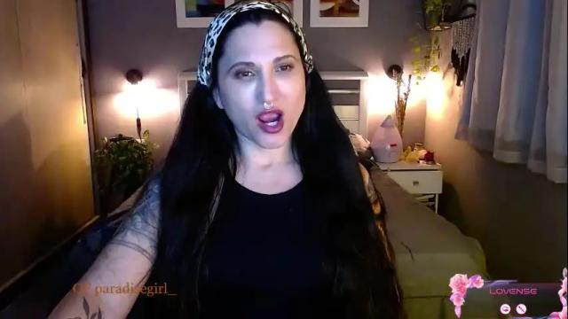 Image 7 of paradisegirl_ Stream on Chaturbate on 1 month ago