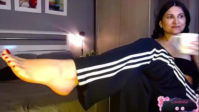 Image 2 of paradisegirl_ Stream on Chaturbate on 1 month ago
