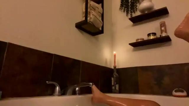 Image 6 of paradisevixen Stream on Chaturbate on 16 months ago