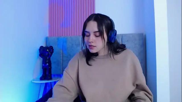 Image 12 of paris_bby_ Stream on Chaturbate on 1 month ago
