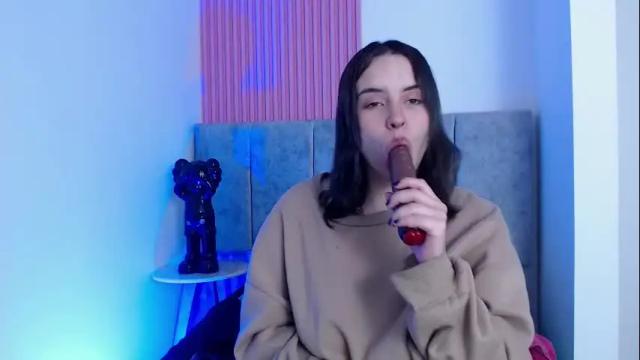 Image 7 of paris_bby_ Stream on Chaturbate on 1 month ago
