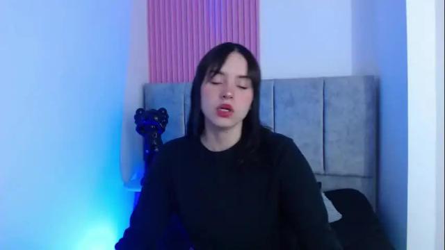 Image 7 of paris_bby_ Stream on Chaturbate on 1 month ago