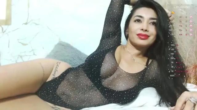 Image 4 of paris_lov3 Stream on Chaturbate on 15 months ago