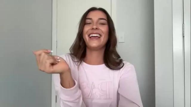 Image 8 of parisbabyxox Stream on Chaturbate on 15 days ago