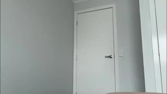 Image 2 of parisbabyxox Stream on Chaturbate on 2 months ago