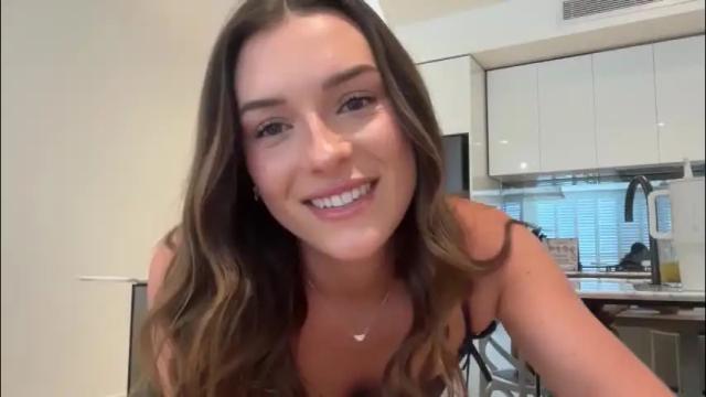 Image 12 of parisbabyxox Stream on Chaturbate on 2 months ago