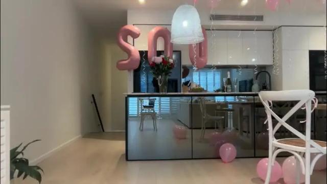 Image 10 of parisbabyxox Stream on Chaturbate on 2 months ago