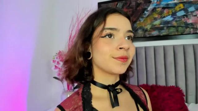 Image 3 of parisgreey Stream on Chaturbate on 20 months ago
