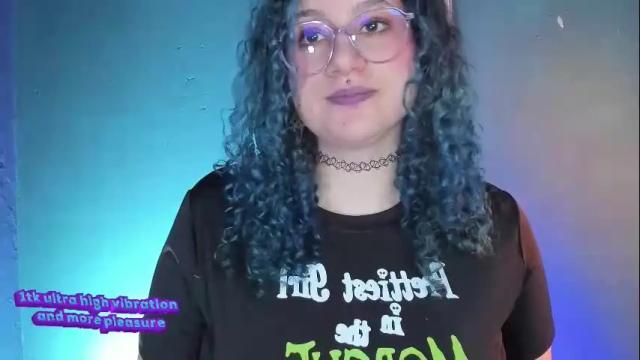 Image 10 of parisse_blues Stream on Chaturbate on 24 days ago