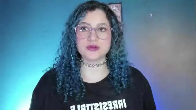 Image 2 of parisse_blues Stream on Chaturbate on 23 days ago