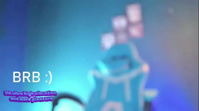 Image 4 of parisse_blues Stream on Chaturbate on 22 days ago