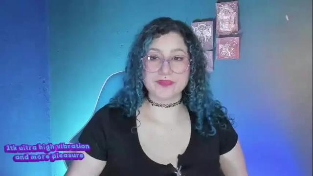 Image 7 of parisse_blues Stream on Chaturbate on 20 days ago