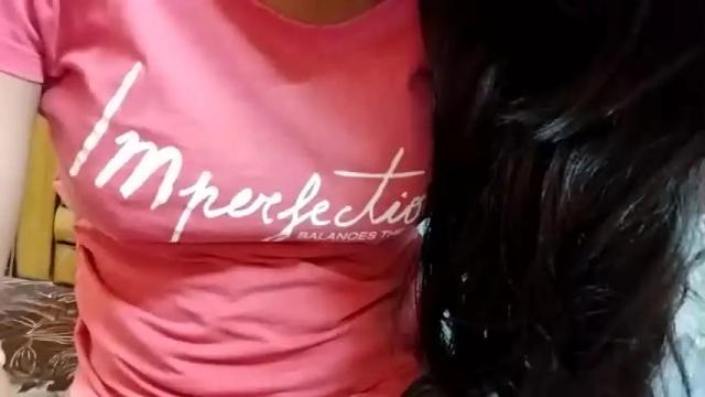 Image 12 of parneetii Stream on Chaturbate on 13 months ago