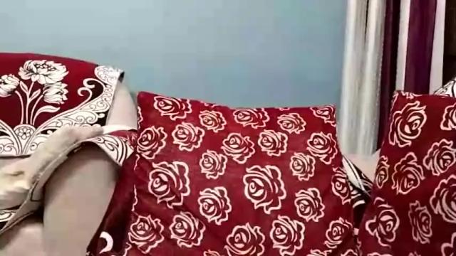 Image 10 of parneetii Stream on Chaturbate on 12 months ago