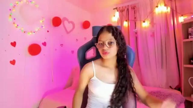 Image 6 of parys_rosse Stream on Chaturbate on 17 months ago