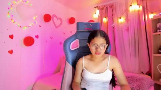 Image 7 of parys_rosse Stream on Chaturbate on 17 months ago
