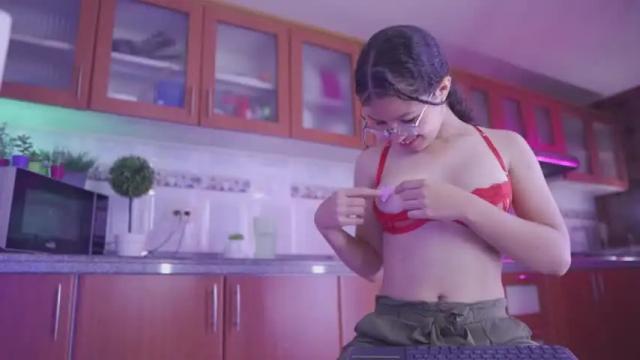 Image 2 of parys_rosse Stream on Chaturbate on 16 months ago