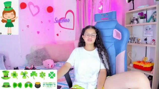 Image 12 of parys_rosse Stream on Chaturbate on 16 months ago
