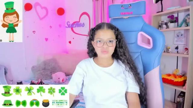 Image 4 of parys_rosse Stream on Chaturbate on 16 months ago