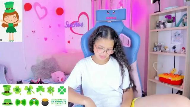 Image 7 of parys_rosse Stream on Chaturbate on 16 months ago