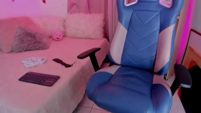 Image 7 of parys_rosse Stream on Chaturbate on 16 months ago