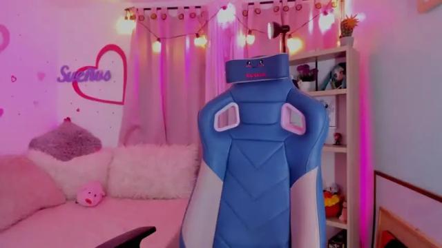 Image 10 of parys_rosse Stream on Chaturbate on 15 months ago