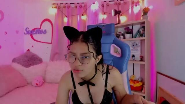 Image 8 of parys_rosse Stream on Chaturbate on 15 months ago