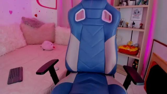 Image 2 of parys_rosse Stream on Chaturbate on 15 months ago
