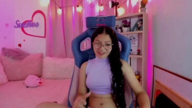 Image 10 of parys_rosse Stream on Chaturbate on 15 months ago