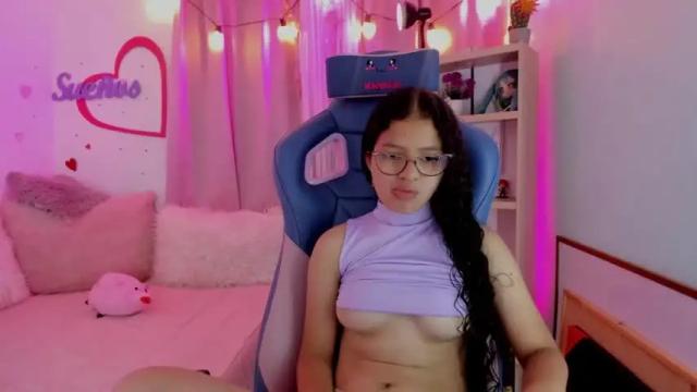 Image 8 of parys_rosse Stream on Chaturbate on 15 months ago