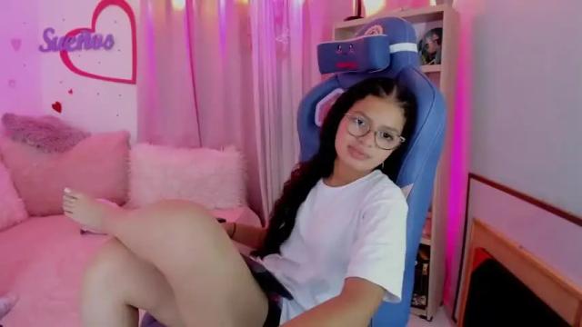 Image 8 of parys_rosse Stream on Chaturbate on 15 months ago