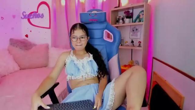 Image 11 of parys_rosse Stream on Chaturbate on 15 months ago