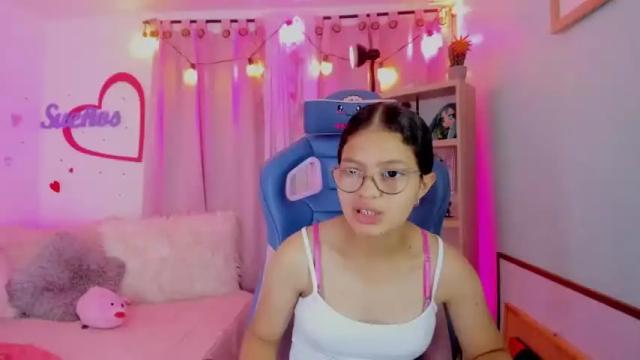 Image 4 of parys_rosse Stream on Chaturbate on 15 months ago