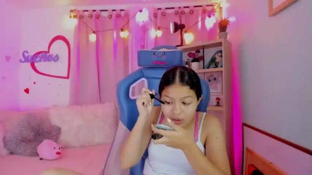 Image 6 of parys_rosse Stream on Chaturbate on 15 months ago