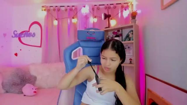 Image 8 of parys_rosse Stream on Chaturbate on 15 months ago